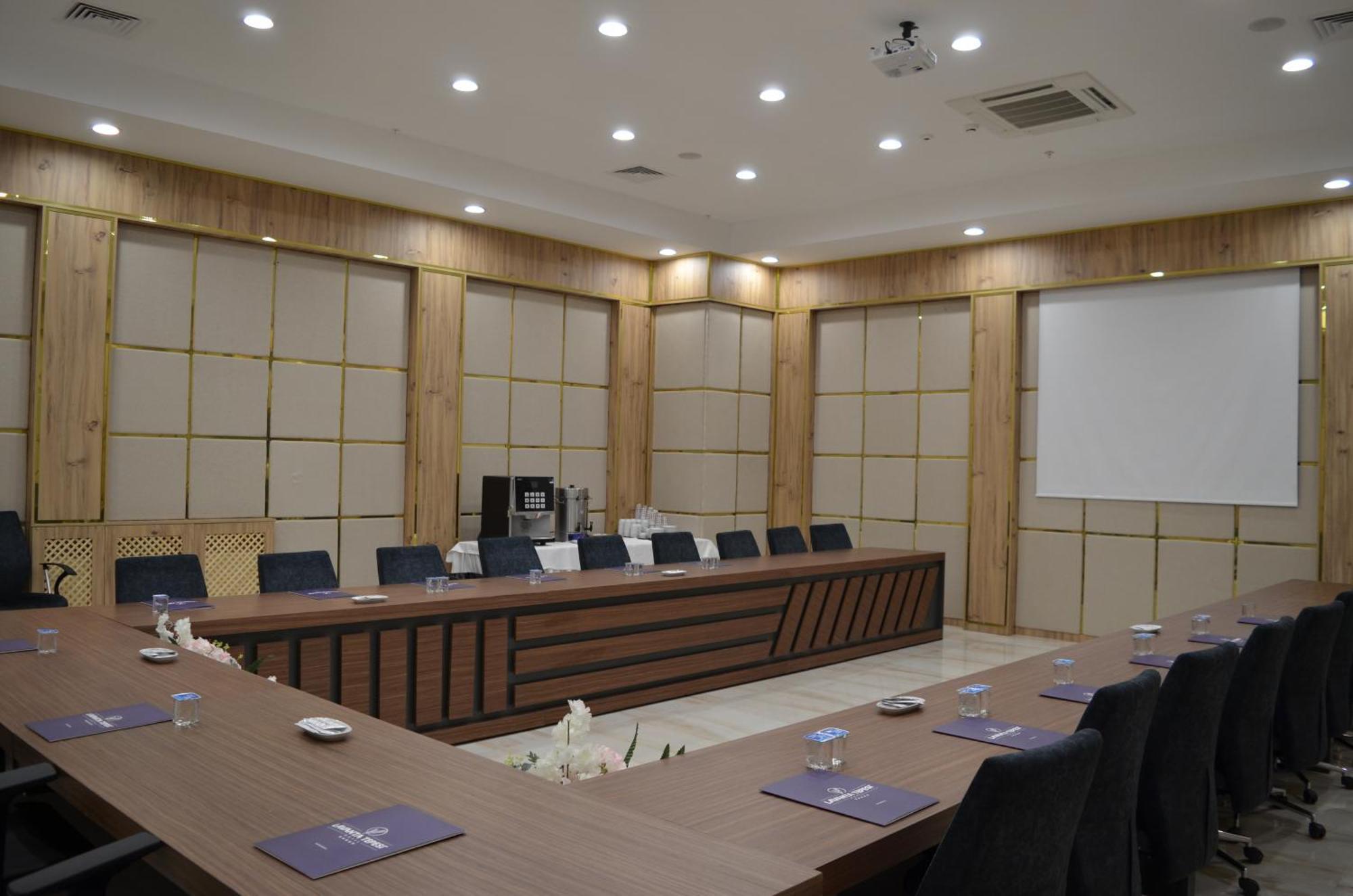 Lavanta Tepesi Hotel Ve Spor Tesisleri Burdur Zewnętrze zdjęcie